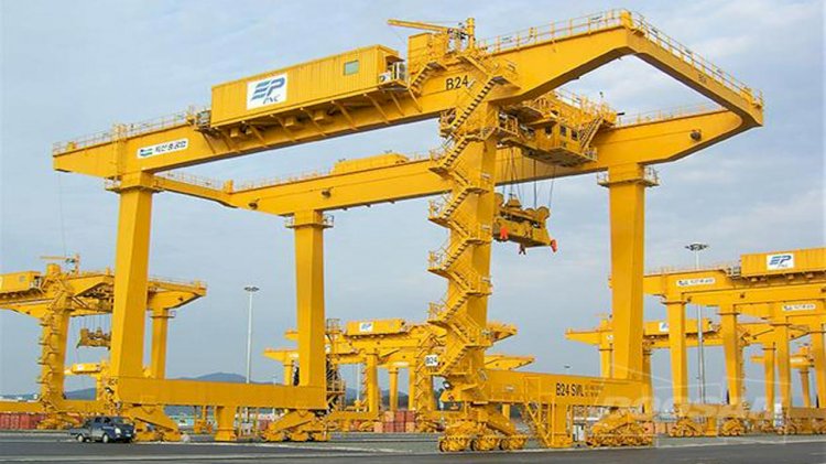 Doosan to supply 12 transfer cranes to Busan New Port