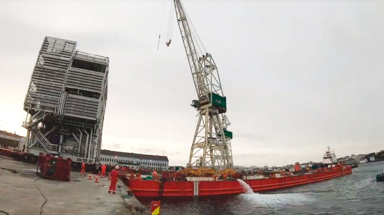The Nova project: Load out of the 740 tonnes topside module