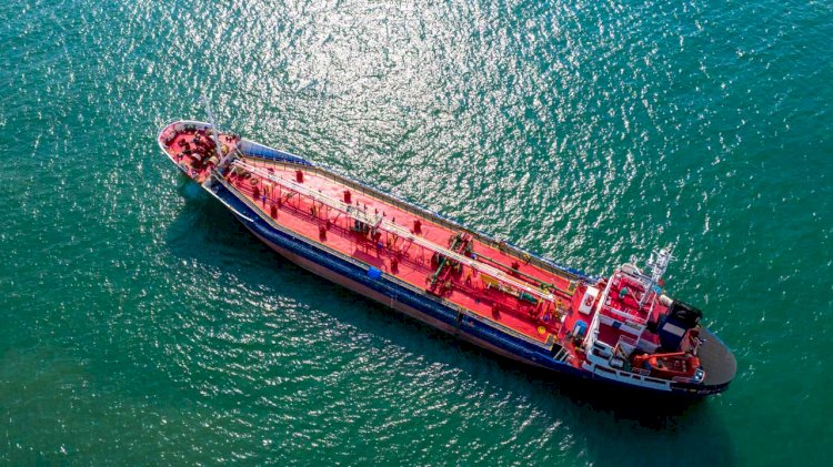 Saudi tanker armada set to strain oil storage with 43 million-barrel load