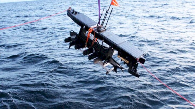 Autonomous unmanned robot will hunt for plastic in the Arctic