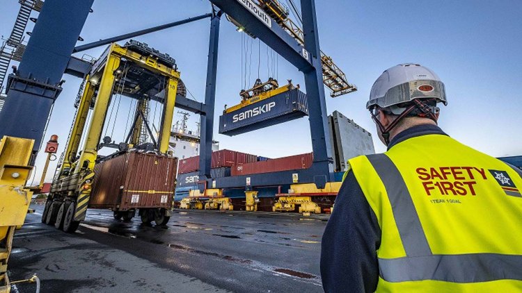 Samskip launches new Grangemouth container service for exporters direct to Europe