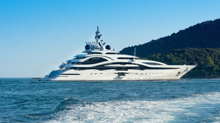 Inmarsat report guides superyachts towards IMO 2021 cyber risk management compliance