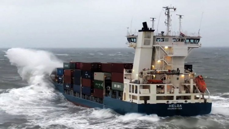 Impressive video: Pilotage in bad weather Cork Harbour on February 2021