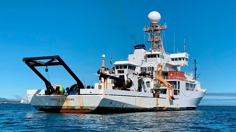 Low-oxygen waters off Washington, Oregon coasts risk becoming large “dead zones”