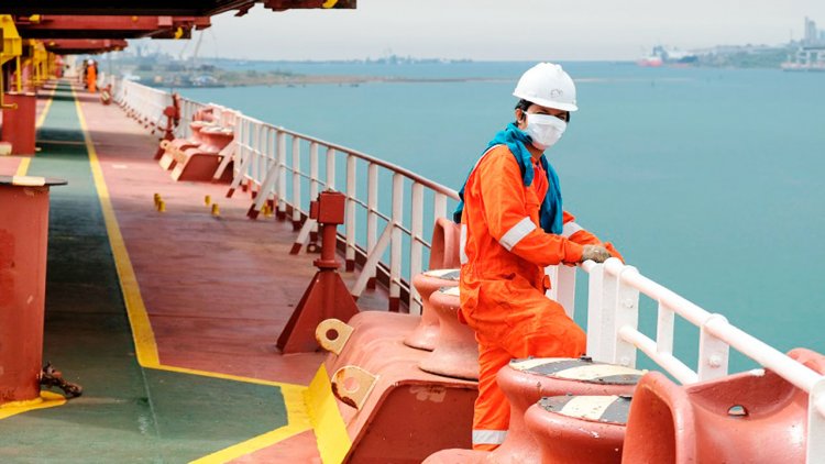 ICS launches new guidance for seafarers to navigate ongoing pandemic challenges
