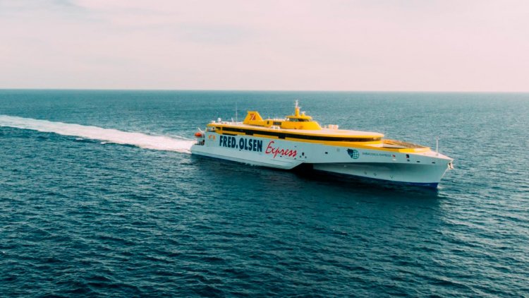 Austal delivers high-speed trimaran ferry to Fred. Olsen Express