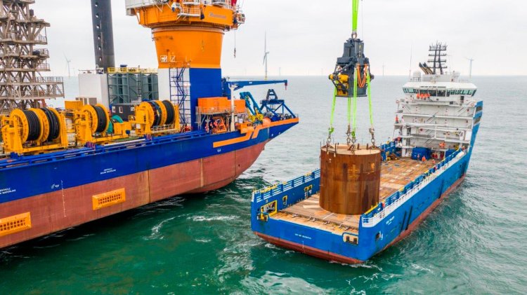 Van Oord and Seaqualize test world's first Active Heavy Compensator offshore