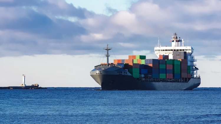 Voyager Worldwide enhances Fleet Insight service with vessel tracking