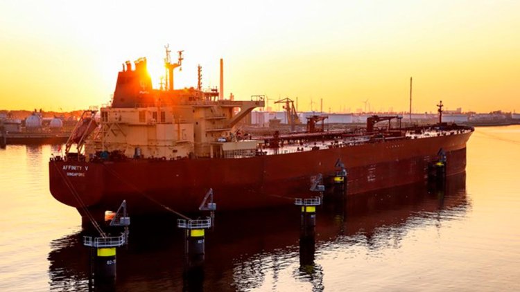 Tanker refloated after running aground in Egypt's Suez Canal