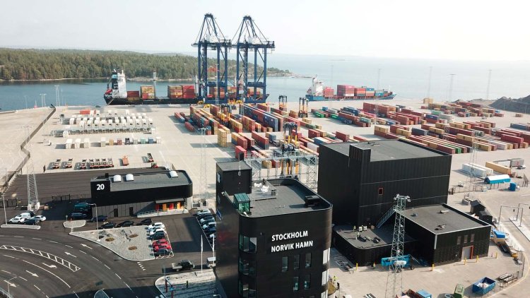 New container route connects Stockholm directly to Rotterdam and Hull
