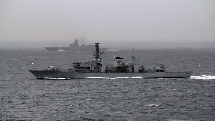 Royal Navy warship escorts Russian task group in the English Channel