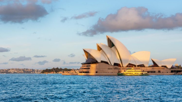 Australia bans unsafe ship from Australian waters