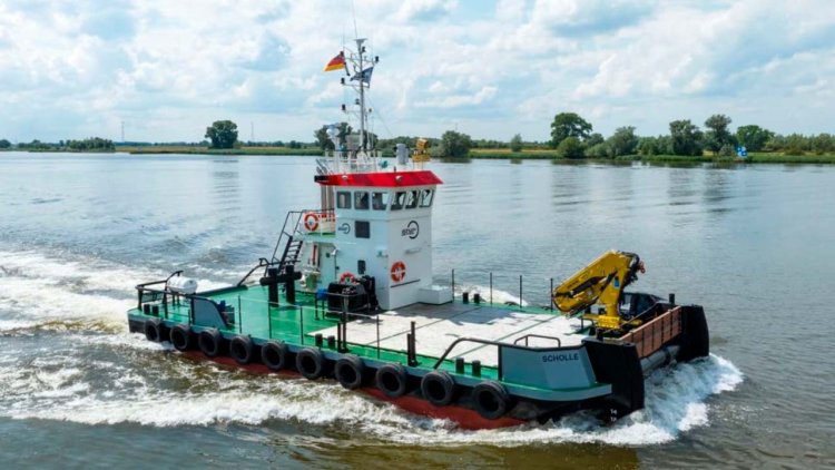 Damen delivers ultra shallow draft vessel to Bohlen & Doyen Bau GmbH