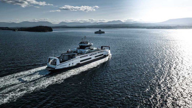 Damen Shipyards to supply four fully electric, passenger car ferries to British Columbia