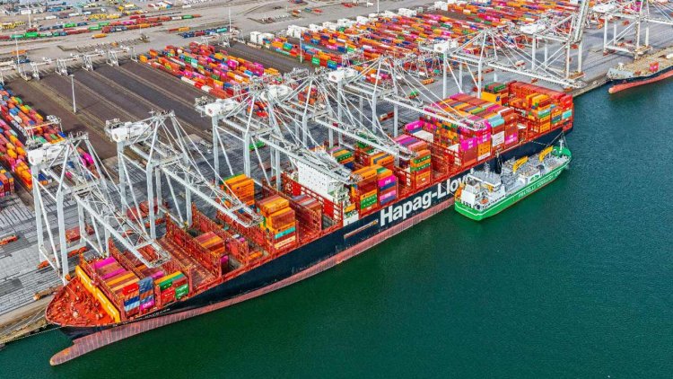 Hapag-Lloyd takes largest ship-to-ship LBM delivery to date