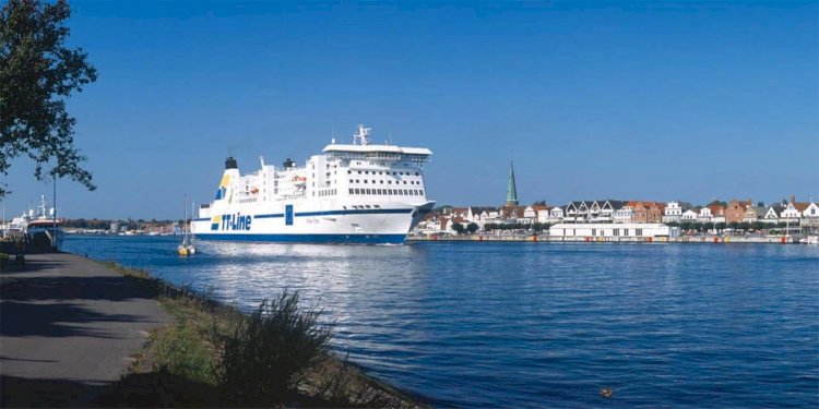 The First-Class Swedish Ferry Interrupted Voyage after ER Fire