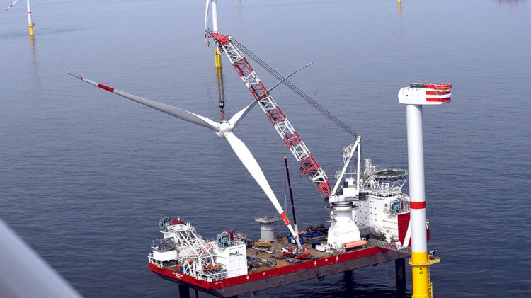 Deutsche Bucht offshore wind farm supplies first power to the grid