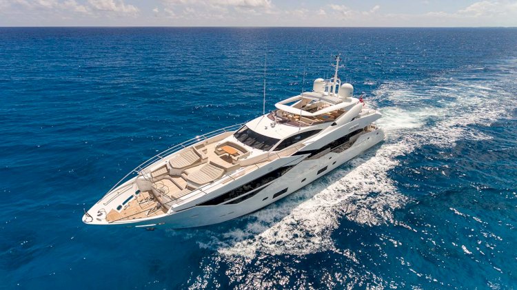 Rolls-Royce and Sunseeker sign frame agreement for MTU engines