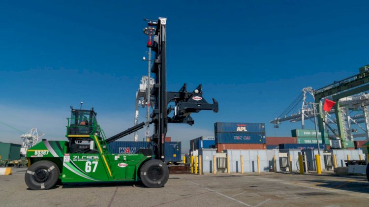 First ever battery-electric top handlers operating at two Long Beach terminals